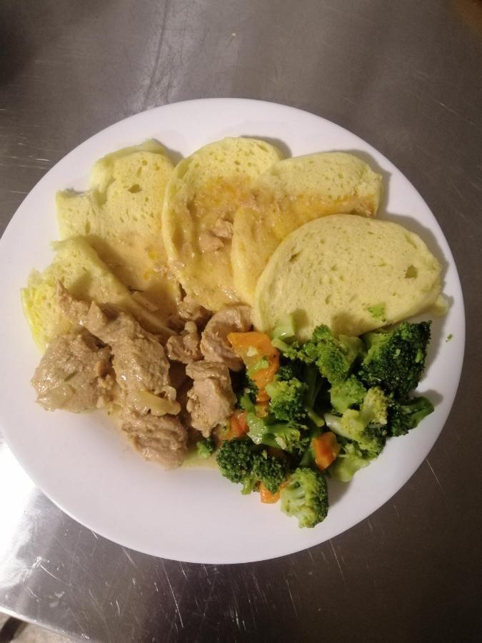 Chorna Tysa Pid Goroyu酒店 外观 照片